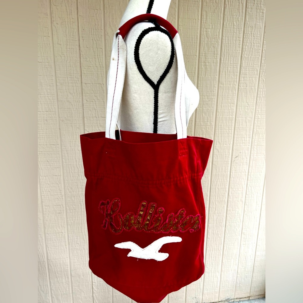 ❤️🤍Hollister deep red tote bag ❤️🤍